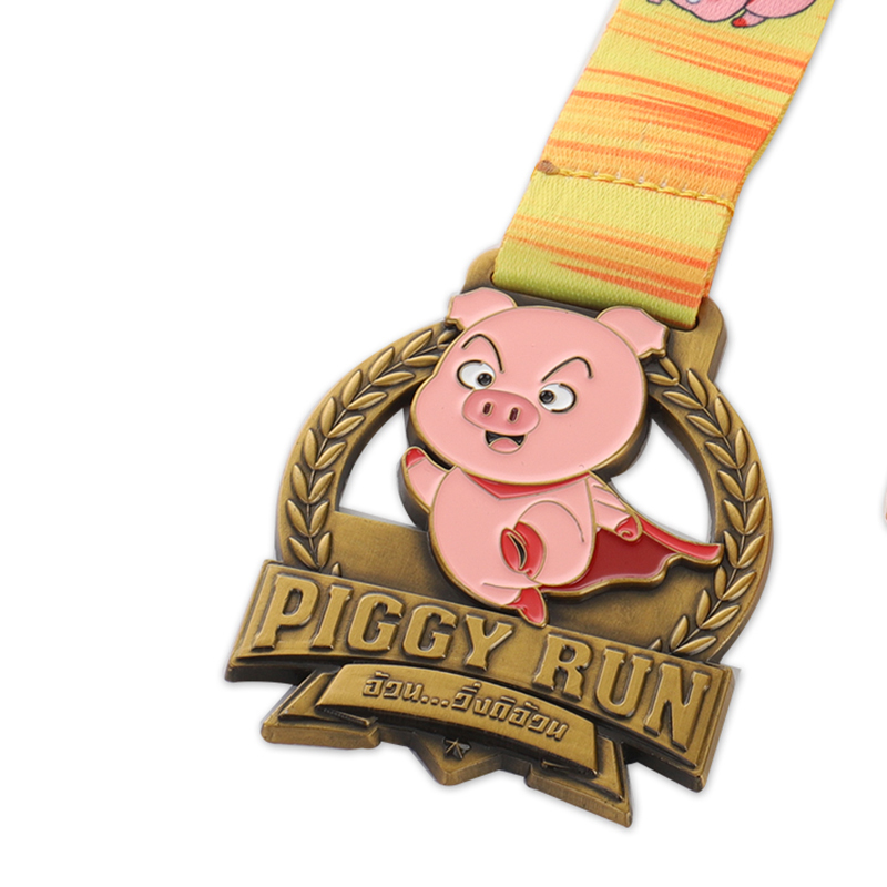 Médailles personnalisées de course de cross-country en or des États-Unis Piggy Run