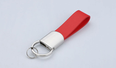 Porte-clés en cuir rouge