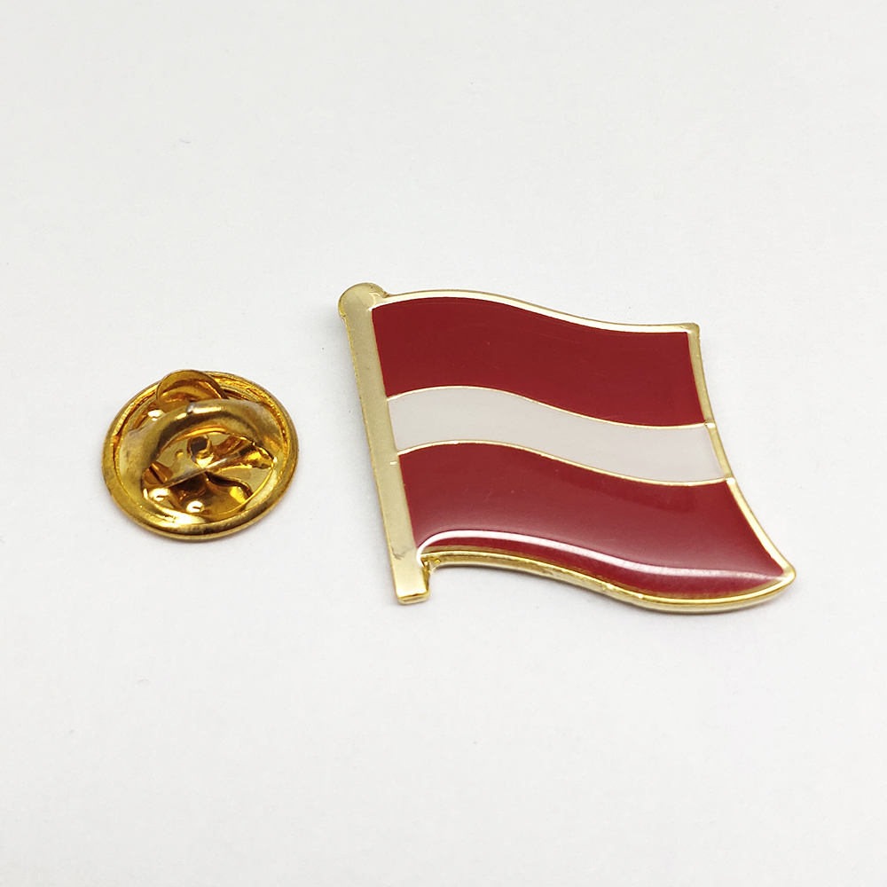 Épingle de drapeau en émail personnalisée